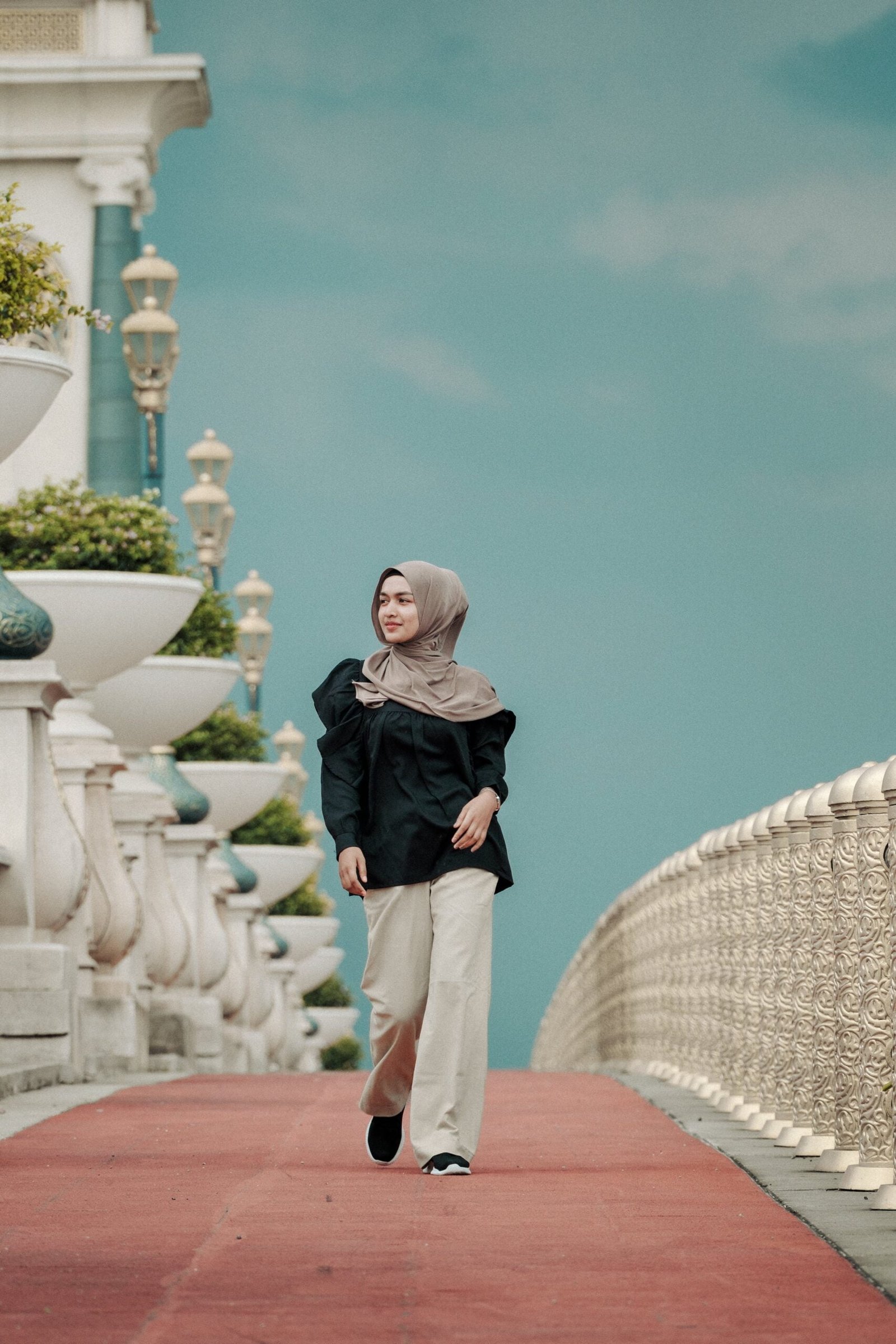 Hijab Ootd Pexels Ihsan Adityawarman 19133309