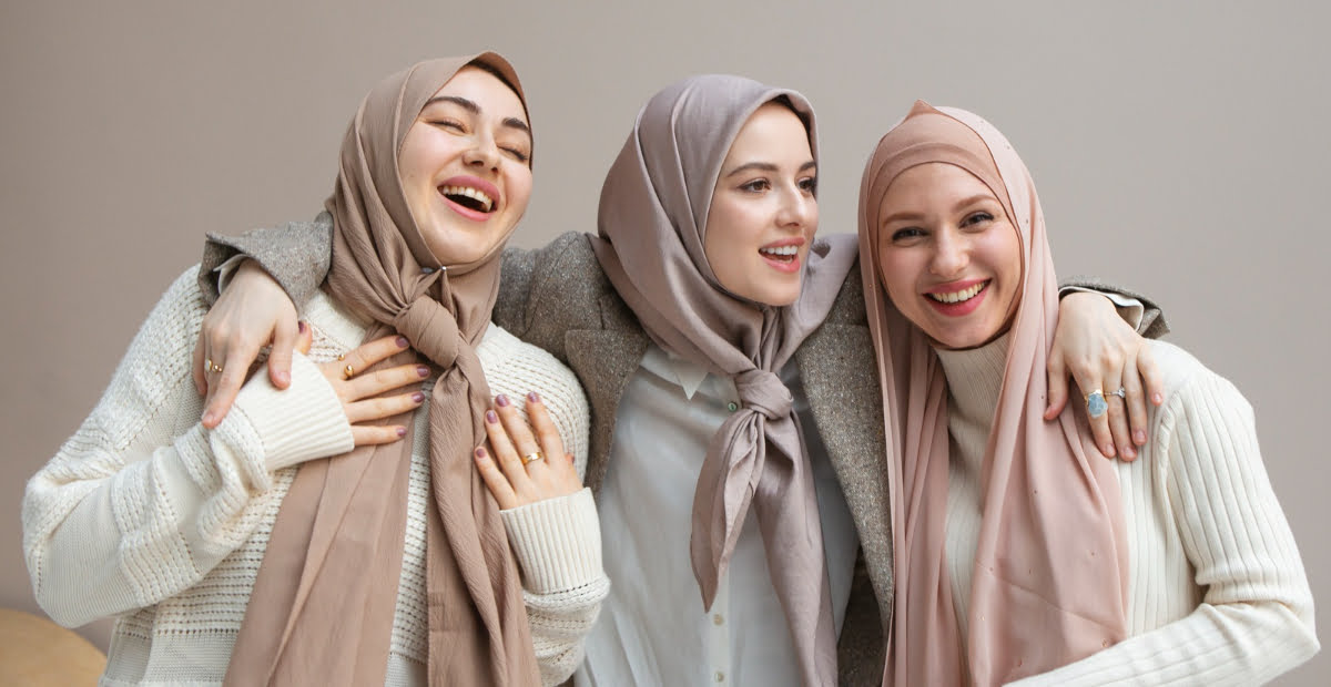 Tutorial Hijab Segi Empat Gaya Pita