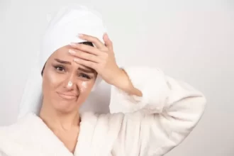 7 Rutinitas Yang Mudah Dilakukan Untuk Perawatan Wajah Berjerawat.jpg