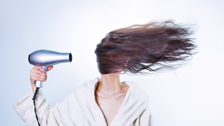 Capek Rambut Sering Bikin Mood Jelek Coba Pakai Cara Ini.jpg