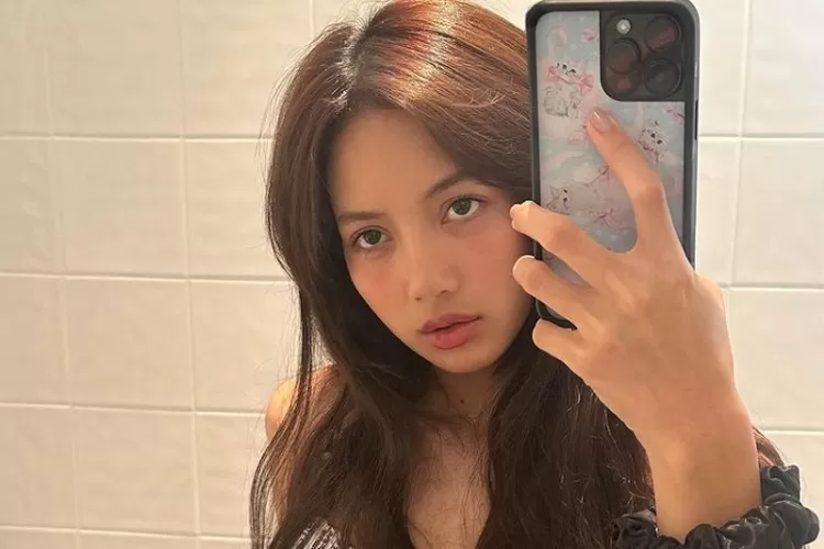 Ulang Tahun Ke 27 Ini 5 Tips Makeup Flawless Ala Lisa.jpg