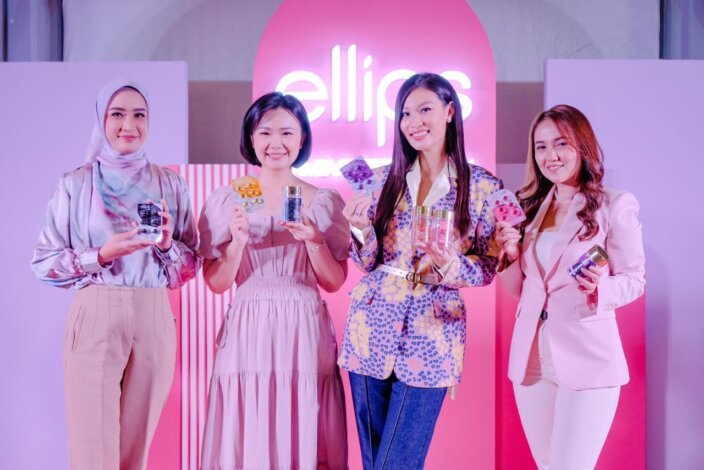 Female Daily Editorial Jaga Penuaan Rambut Dengan Moroccan Oil.jpeg