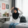 Tutorial memilih hijab instan untuk kuliah dan kerja.png