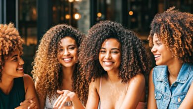 Kenapa Rambutmu Bisa Ikal? Yuk, Kupas Tuntas 5 Penyebab & 10 Cara Merawatnya! - Featured