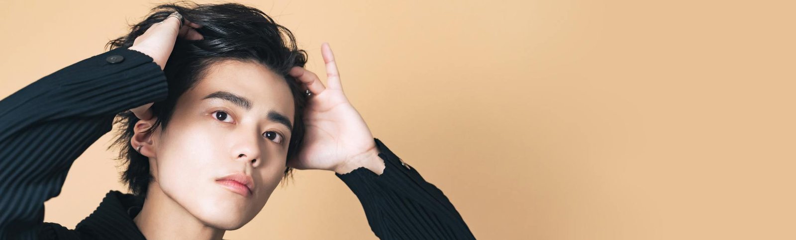 10 Penyebab Rambut Kaku Pada Pria Yang Tidak Kamu Sadari.jpg