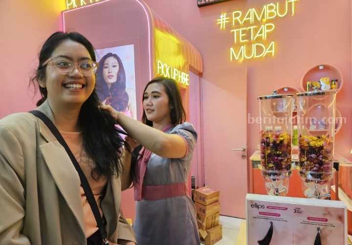 Ellips Ajak Wanita Surabaya Rawat Rambut Agar Tetap Muda Dan.jpg
