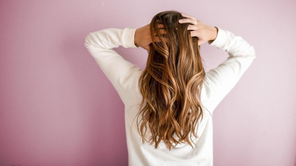 Manfaat Keramas Dengan Air Dingin Untuk Kesehatan Rambut Bisa Bikin.jpg