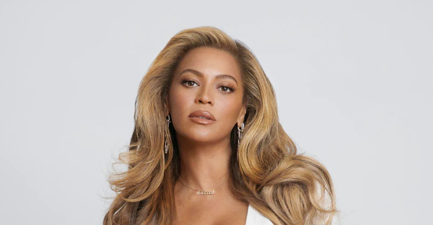 Female Daily Editorial Beyonce Rilis Cecred Brand Perawatan Rambut.png