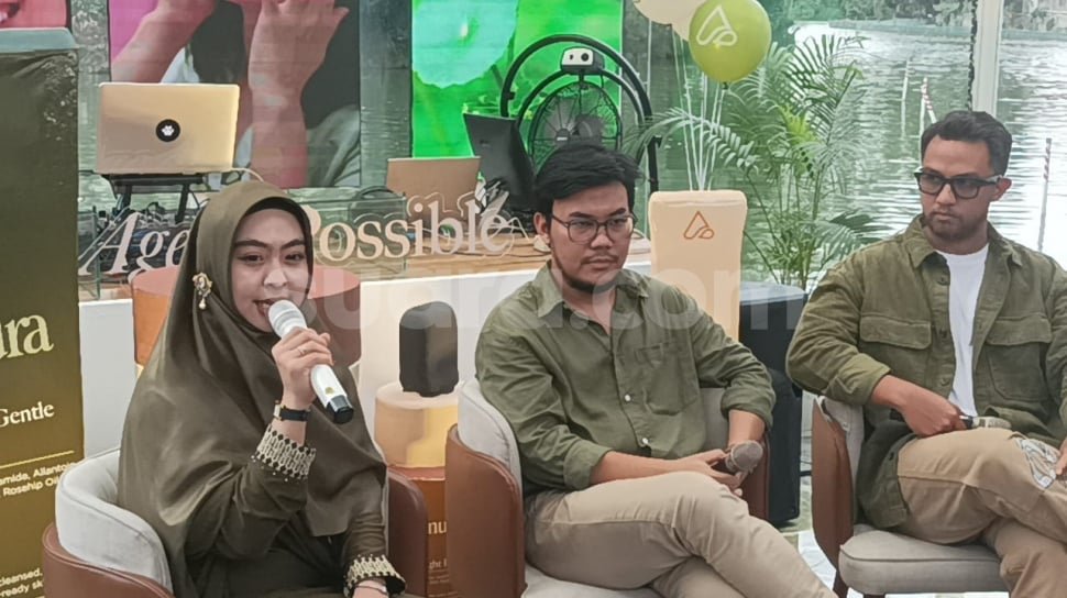 Fokus Perawatan Kulit Wajah Perempuan Dewasa Dokter Shindy Kakak Ria.jpg